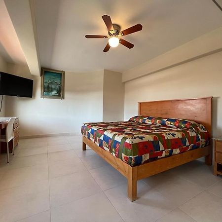Hotel Villagran ティファナ エクステリア 写真
